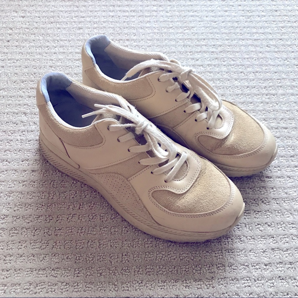 Everlane Tread Sz 8